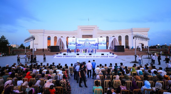 Фарғонада “Янги Ўзбекистон – инсон қадри улуғланган юрт!” шиори остидаги маданий-маърифий тадбирлар доирасида якуний гала-концерт бўлиб ўтди